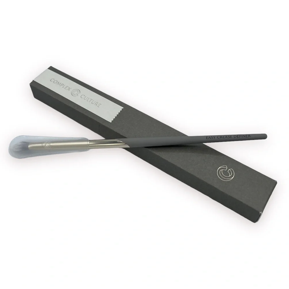 Complex Culture Easy Crease Definer Brush